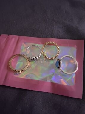 Lot Of Mixed Metal Rings - Gold & Silver Women’s Ring